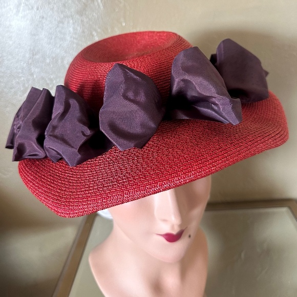 ADORABLE 1940s\' RED STRAW HAT WITH BURGUNDY TAFFETA BOWS and GLOVES main image 13